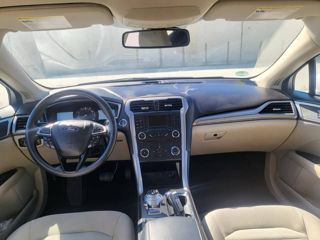 Ford Fusion foto 9