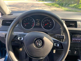 Volkswagen Jetta foto 9