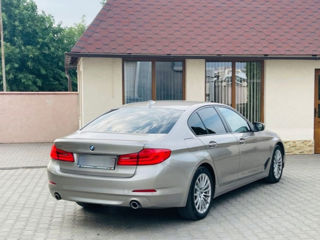 BMW 5 Series foto 5