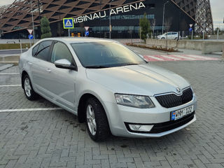 Skoda Octavia foto 3