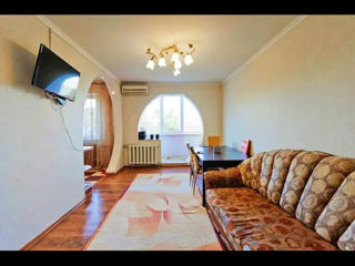 Apartament cu 3 camere, 60 m², Botanica, Chișinău foto 3