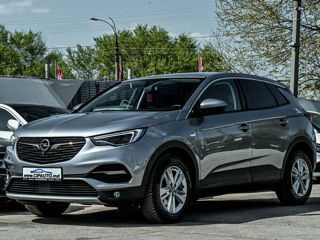 Opel Grandland X foto 1