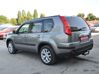 Nissan X-Trail foto 4