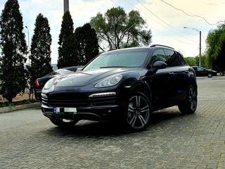Porsche Cayenne foto 1