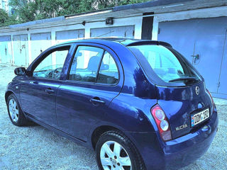 Nissan Micra foto 10