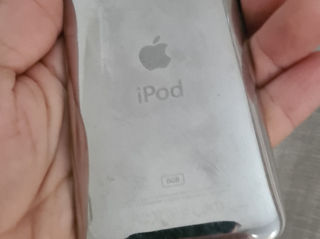 Apple iPod Touch 8 ГБ   350 lei