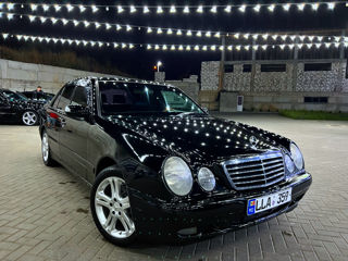 Mercedes E-Class