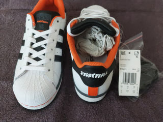 Adidas  Superstar 35 размер foto 3