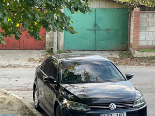 Volkswagen Jetta foto 8