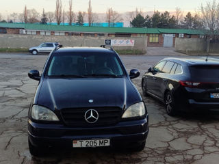 Mercedes M-Class