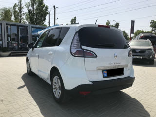 Renault Scenic foto 8