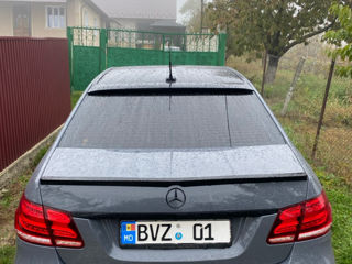 Mercedes E-Class foto 3