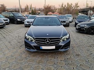 Mercedes E Class foto 2