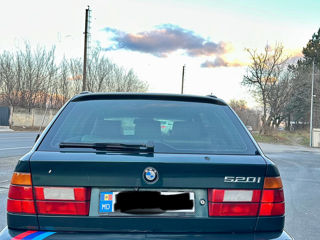 BMW 5 Series foto 5