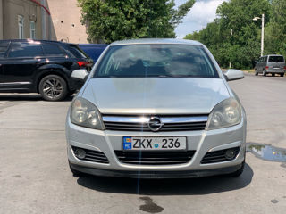 Opel Astra foto 2