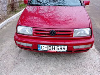 Volkswagen Vento foto 1