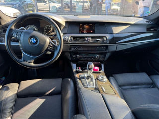 BMW 5 Series foto 8