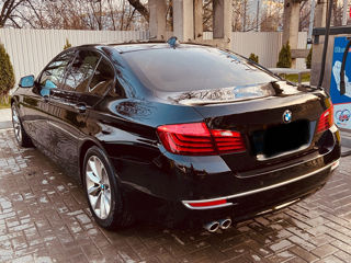 BMW 5 Series foto 8