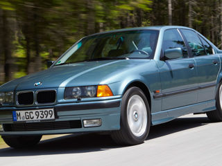 Piese Auto BMW 3 E36, radiator, capota, bamper, faruri, aripa, oglinzi, caroserie, suspensie