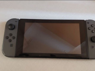 Продам Nintendo Switch вторая ревизия в отличном  состояние foto 1