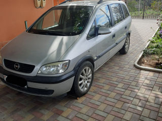 Opel Zafira foto 3