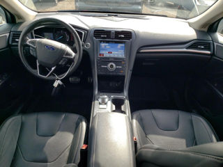 Ford Fusion foto 5