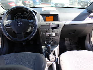 Opel Astra foto 7