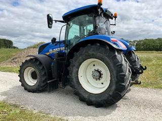 Tractor New Holland T7 245 foto 2