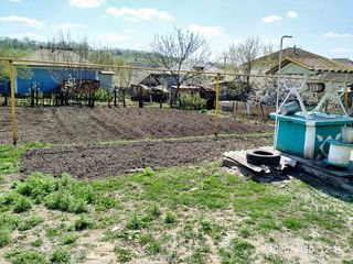 Casă detașată cu o fundație bună și un teren în satul Rautel de lângă Bălți - mai cedez foto 2