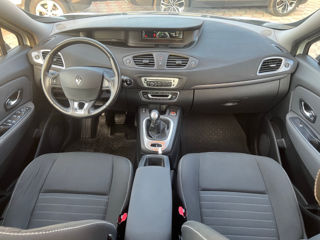 Renault Grand Scenic foto 8