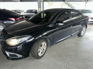 Renault Fluence foto 1