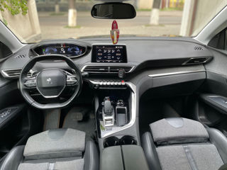 Peugeot 5008 foto 3