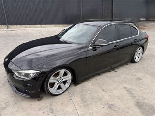 BMW 3 Series foto 1