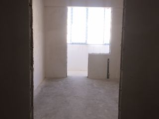 Urgent se vinde apartament.    Sunt Stăpâna m2 costă la 460 euro;70m2-la doar 32000 euro. foto 2