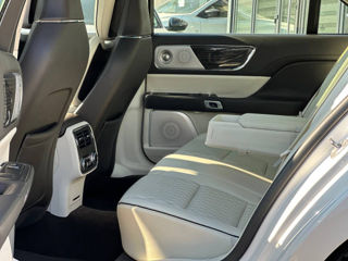 Lincoln Continental фото 16