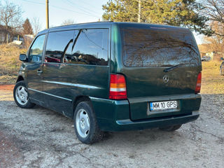 Mercedes V-Class foto 2