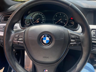 BMW 5 Series foto 4