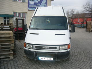 Iveco 35S13 foto 1