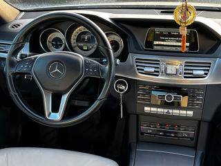 Mercedes E-Class foto 12