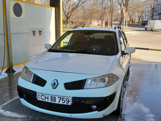 Renault Megane foto 2