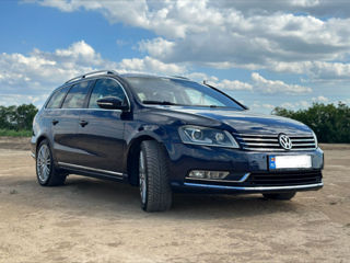 Volkswagen Passat foto 2