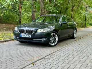 BMW 5 Series foto 4