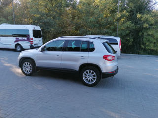 Volkswagen Touareg foto 5