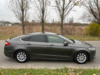 Ford Mondeo foto 5