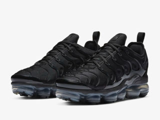 Adidasi Nike vapormax plus ieftin urgent foto 0