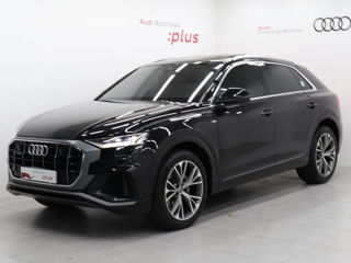 Audi Q8 foto 1