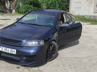 Opel Astra foto 1