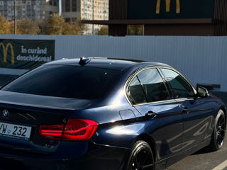 BMW 3 Series foto 9