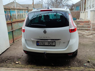 Renault Grand Scenic foto 8