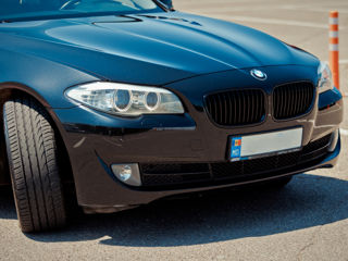 BMW 5 Series foto 3